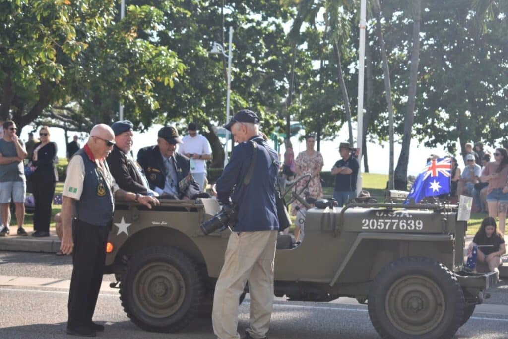 Rigs old and new take part in Anzac Day parade in Townsville