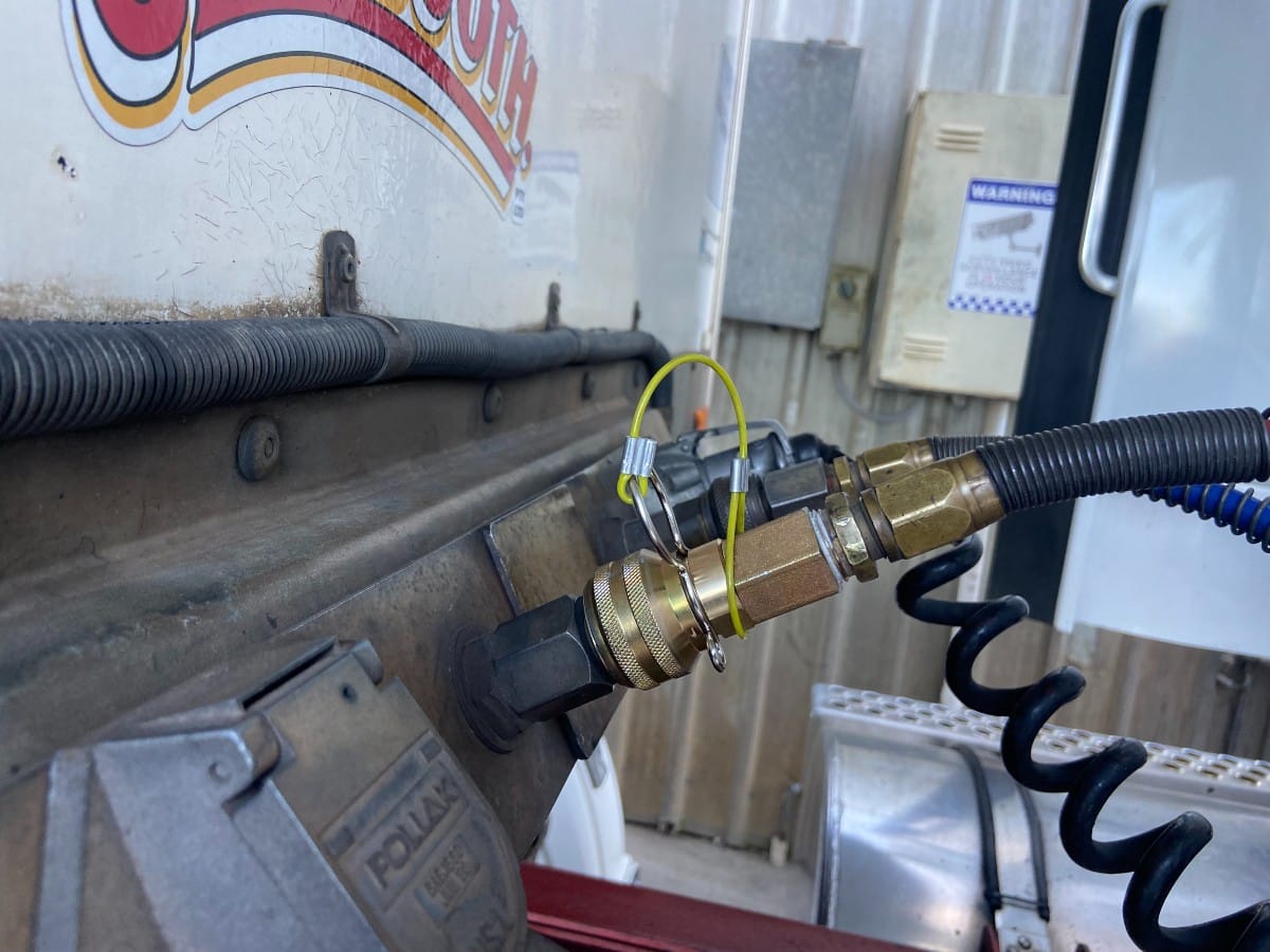 Ensuring a safe coupling connection