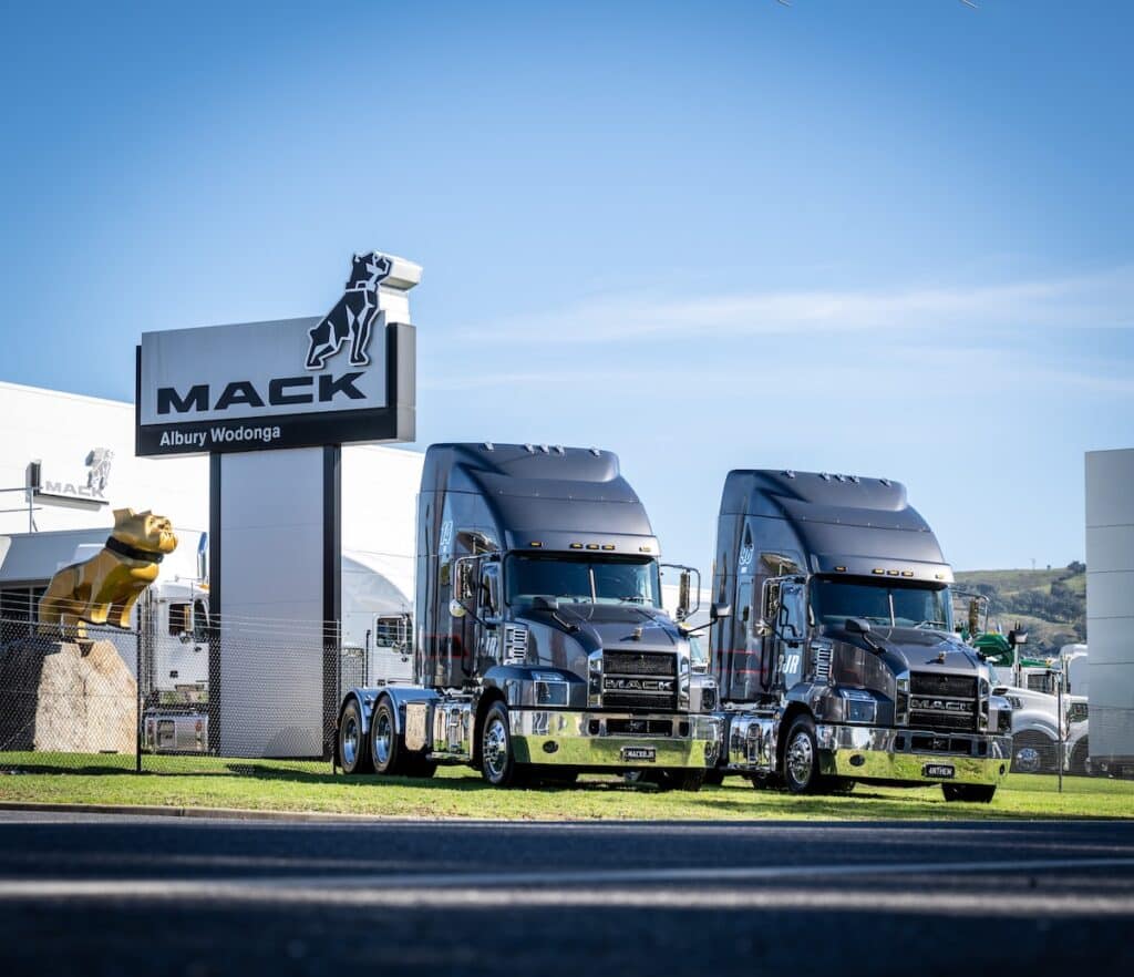 Mack Racing Livery Start your engines: Brad Jones Racing takes delivery of new Mack Anthems