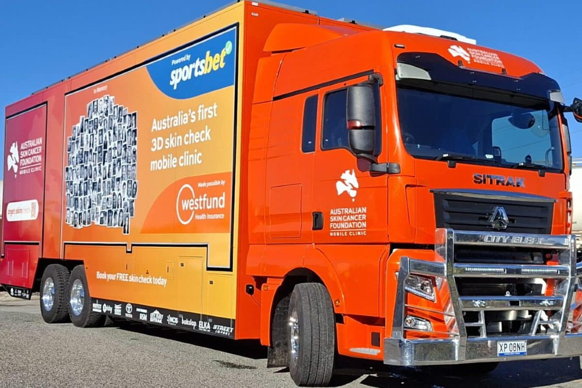 Crossing the Nullarbor in Australia's first 3D skin check mobile clinic