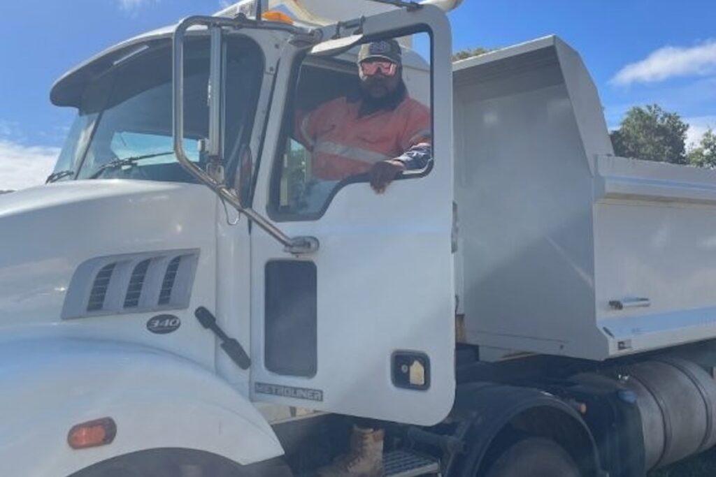 Young Queensland truckie following in dad’s footsteps