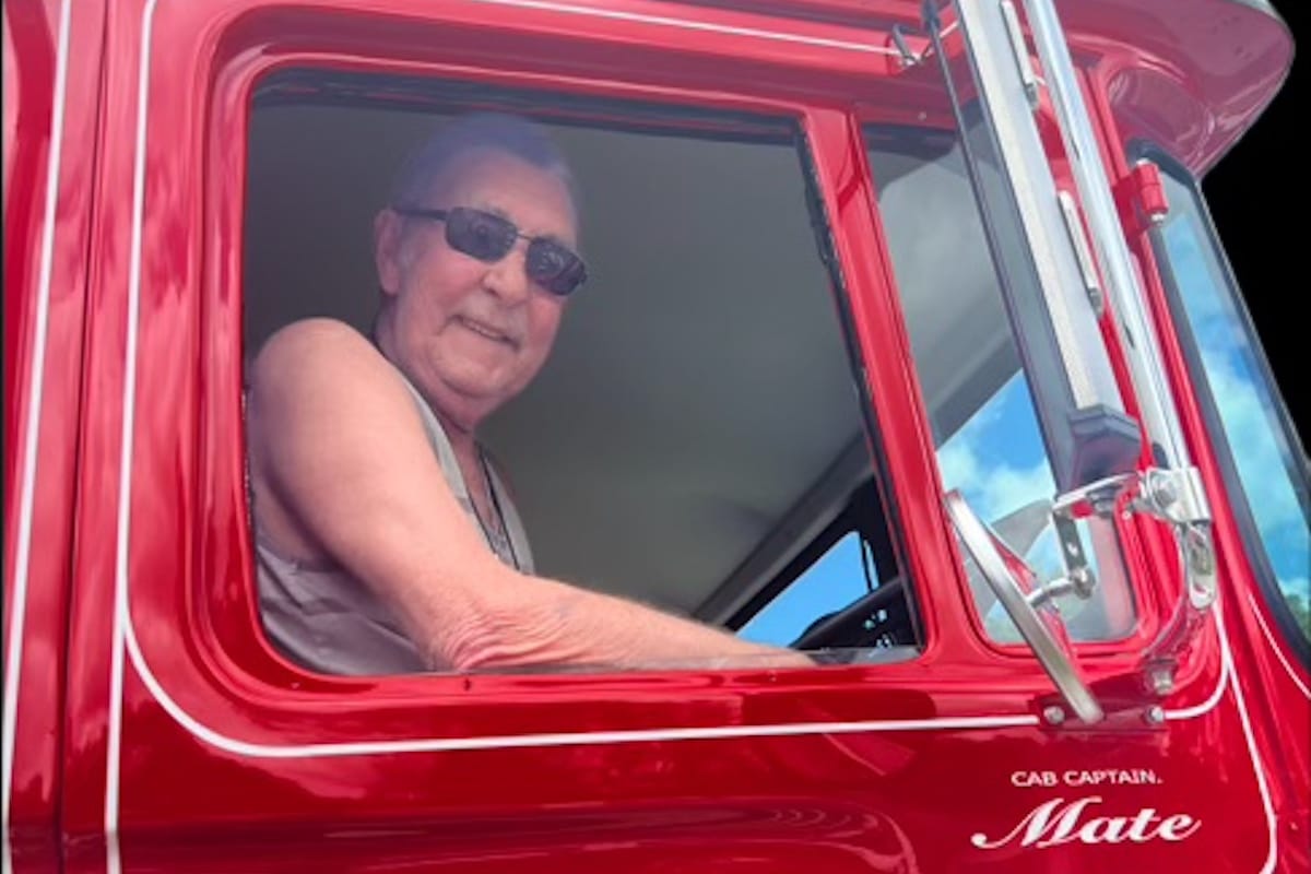 A fitting send-off for long-time truckie